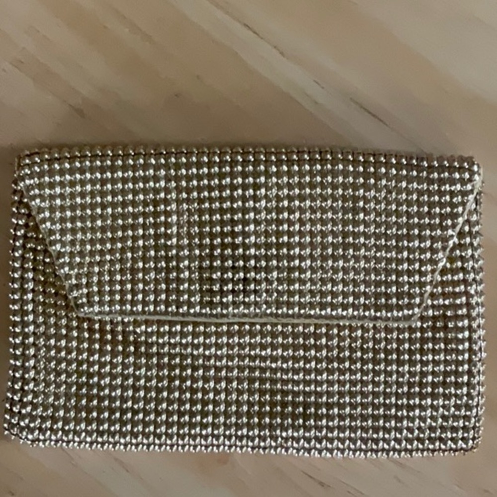 Whiting & Davis Silver Mesh change purse for Formal Events
